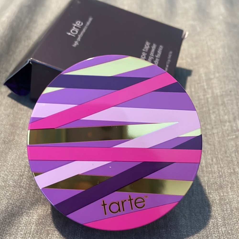 Tarte shape tape translucent powder compact. Full size